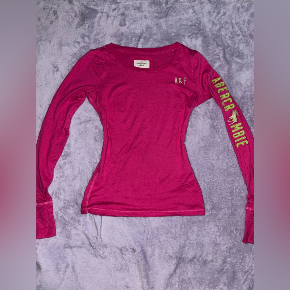 pink Abercrombie & Fitch fitted long sleeve